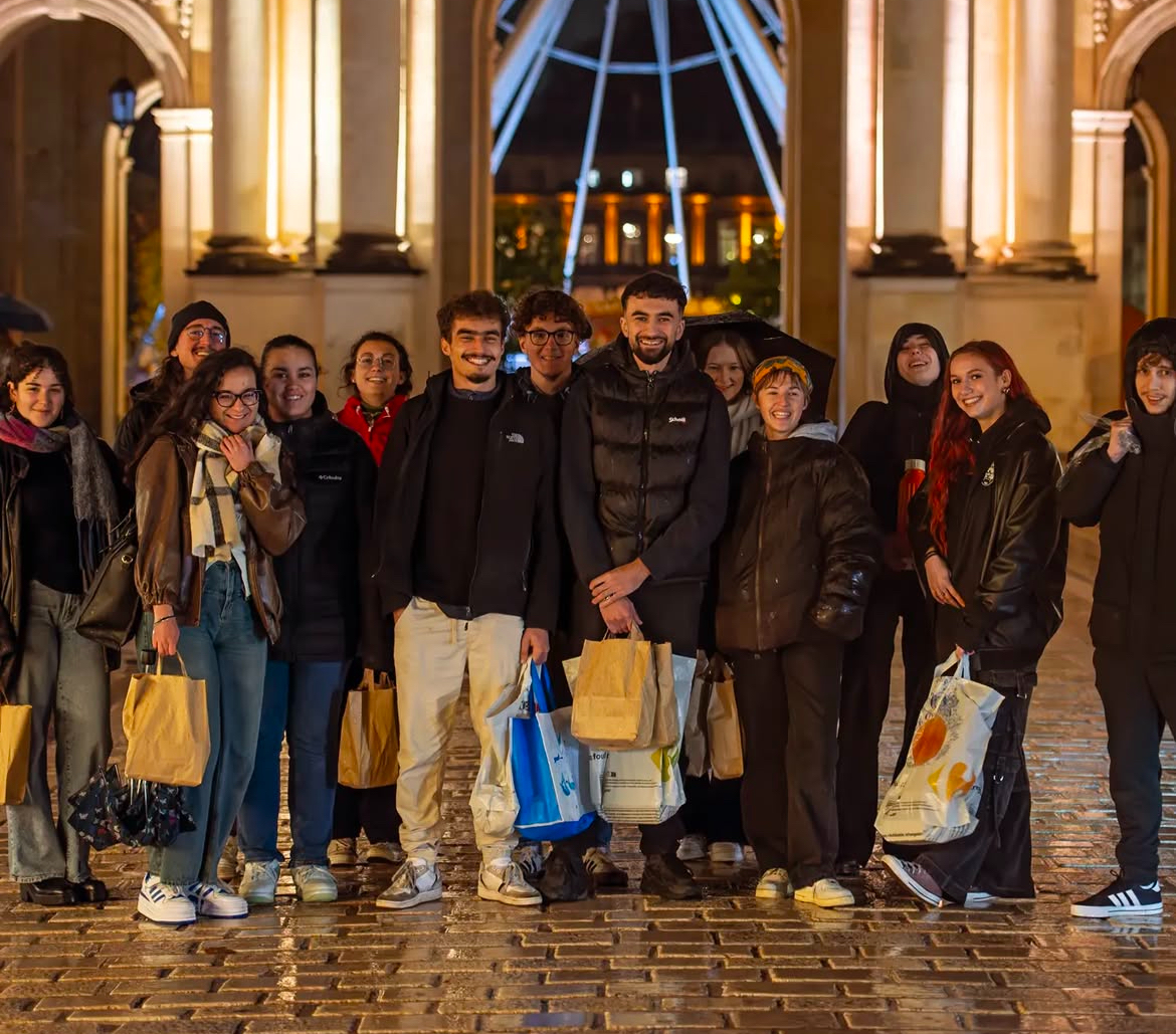 Distribution alimentaire lors d'une maraude